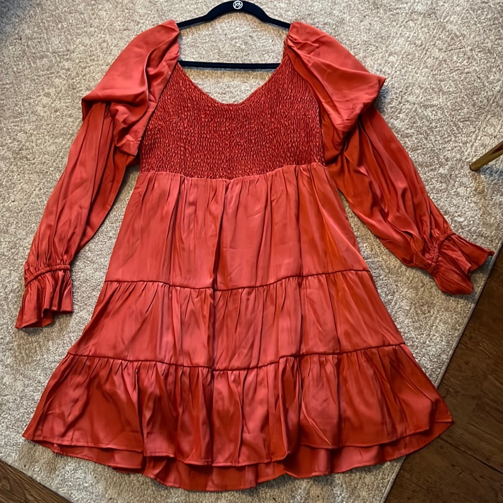 NWT Puff-Sleeve Dress L